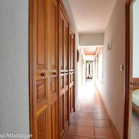 Villa La Palmyre, 5 Pieces, 10 Personnes - Fr-1-705-19 *